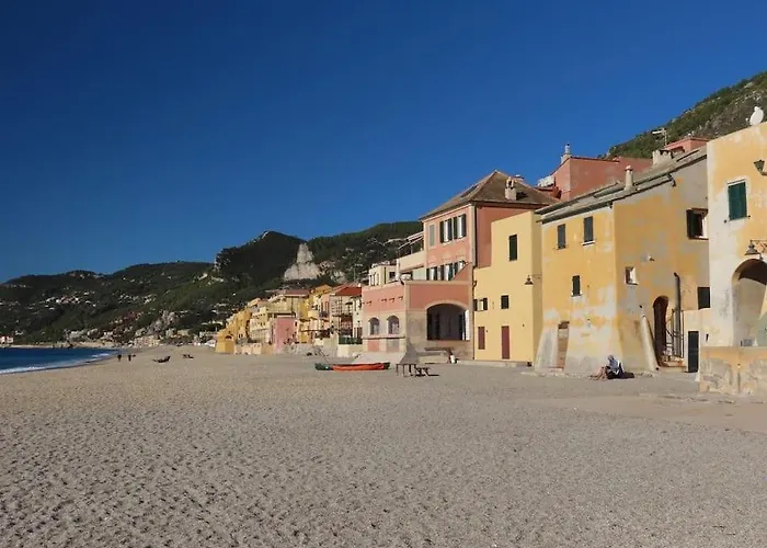  Welcome Varigotti - Borgo Saraceno